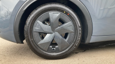 Toyota Prius 2.0 PHEV Design 5dr CVT Hatchback